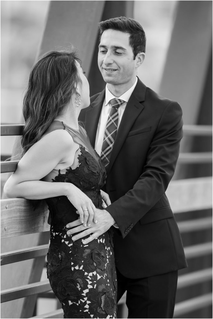 Engagement session at Falls Park - Sioux Falls, South Dakota