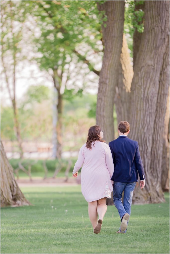 South Dakota pink engagement session