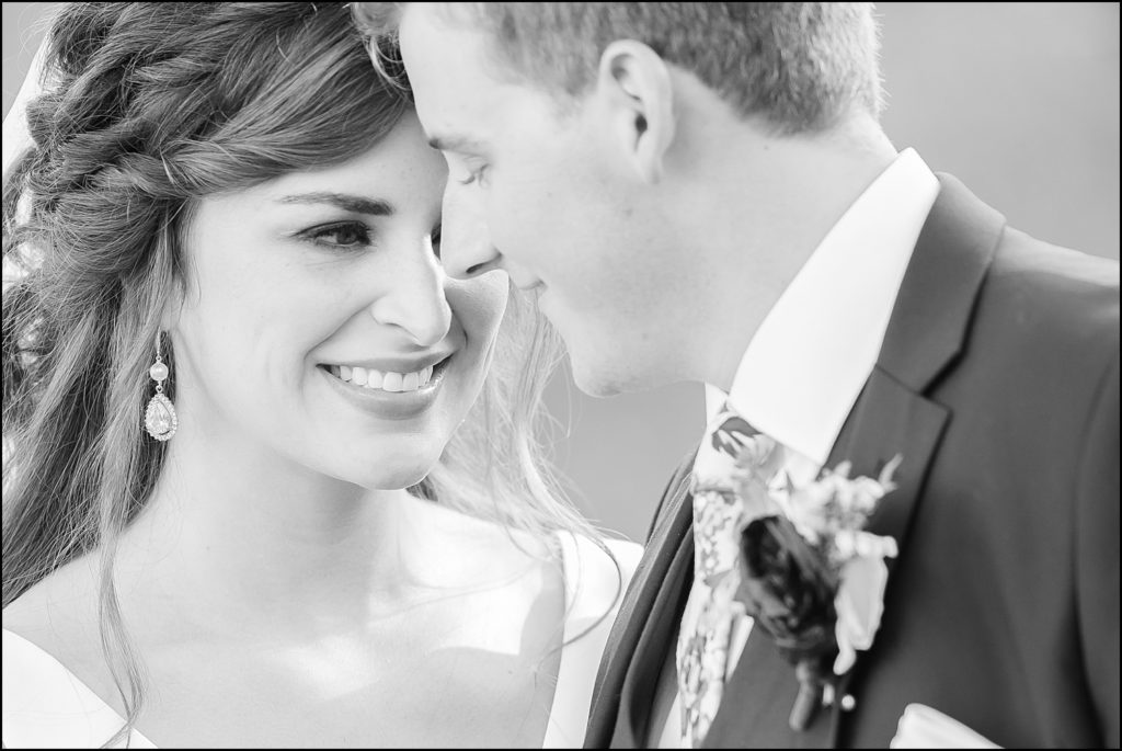 Sioux Falls Wedding Photographer - Emerald Pines Wedding