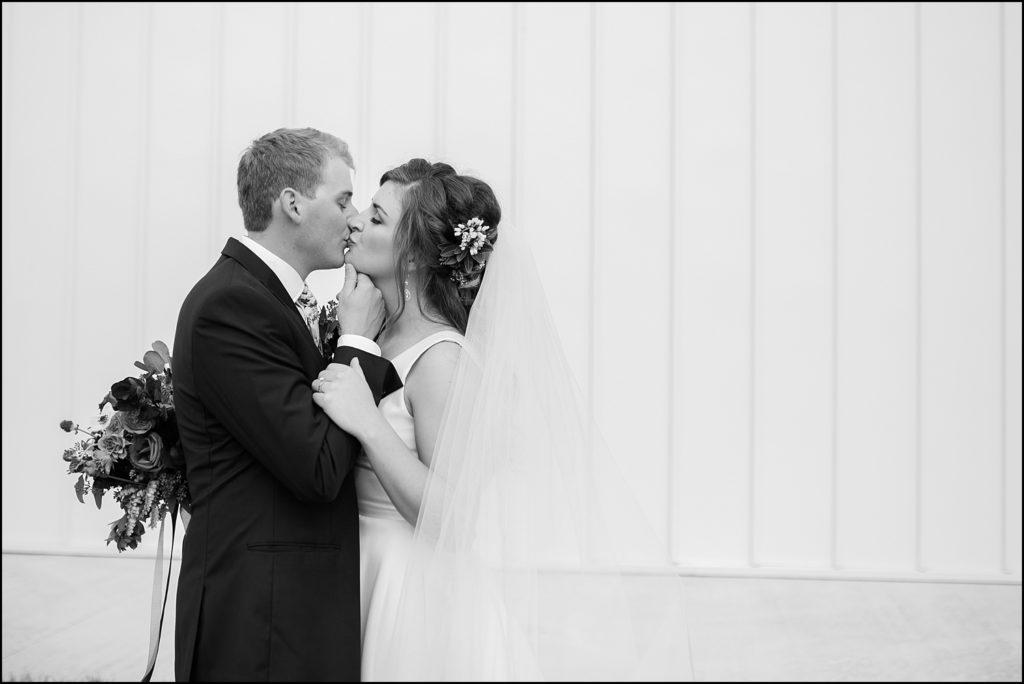 Sioux Falls Wedding Photographer - Emerald Pines Wedding