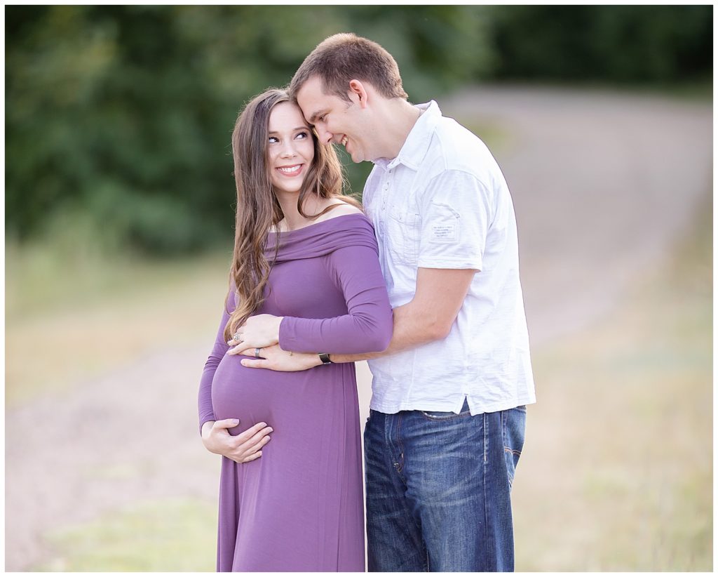 Outdoor maternity session at Sertoma Park, South Dakota