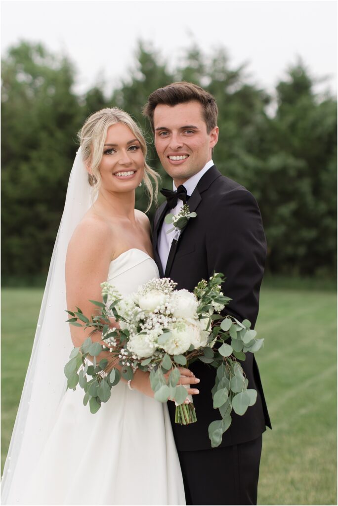 Summer Sioux Falls Wedding | Bride and Groom