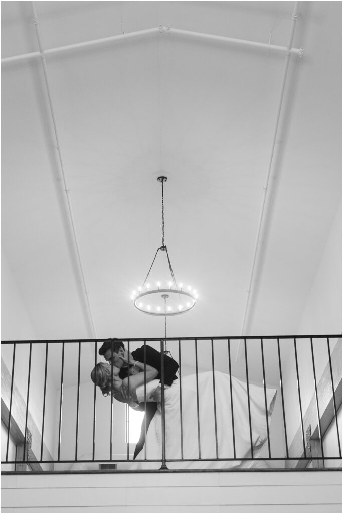 Summer Sioux Falls Wedding | wedding dance