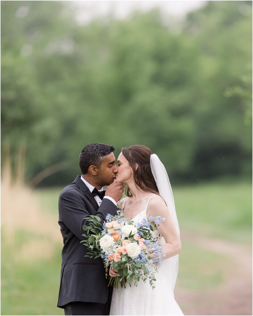 Sioux Falls Summer Downtown Wedding - Outdoor photos