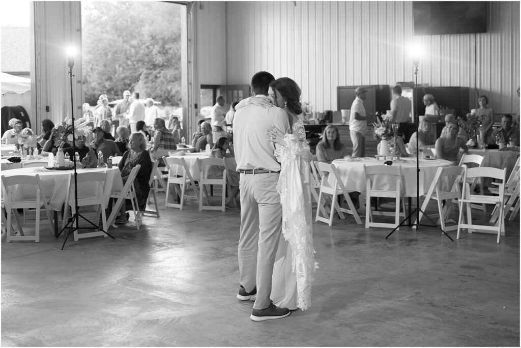 South Dakota Outdoor Wedding - first dance