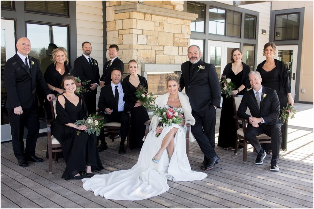 Sioux Falls Country Club Spring wedding - Bridal party photos